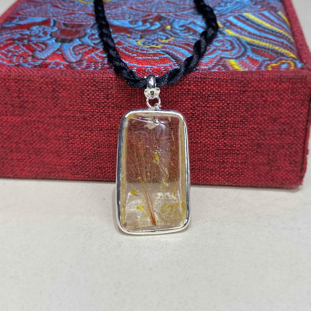 Mặt Dây Chuyền Đá TA Tóc Vàng Tự Nhiên Đeo Phong Thuỷ M03