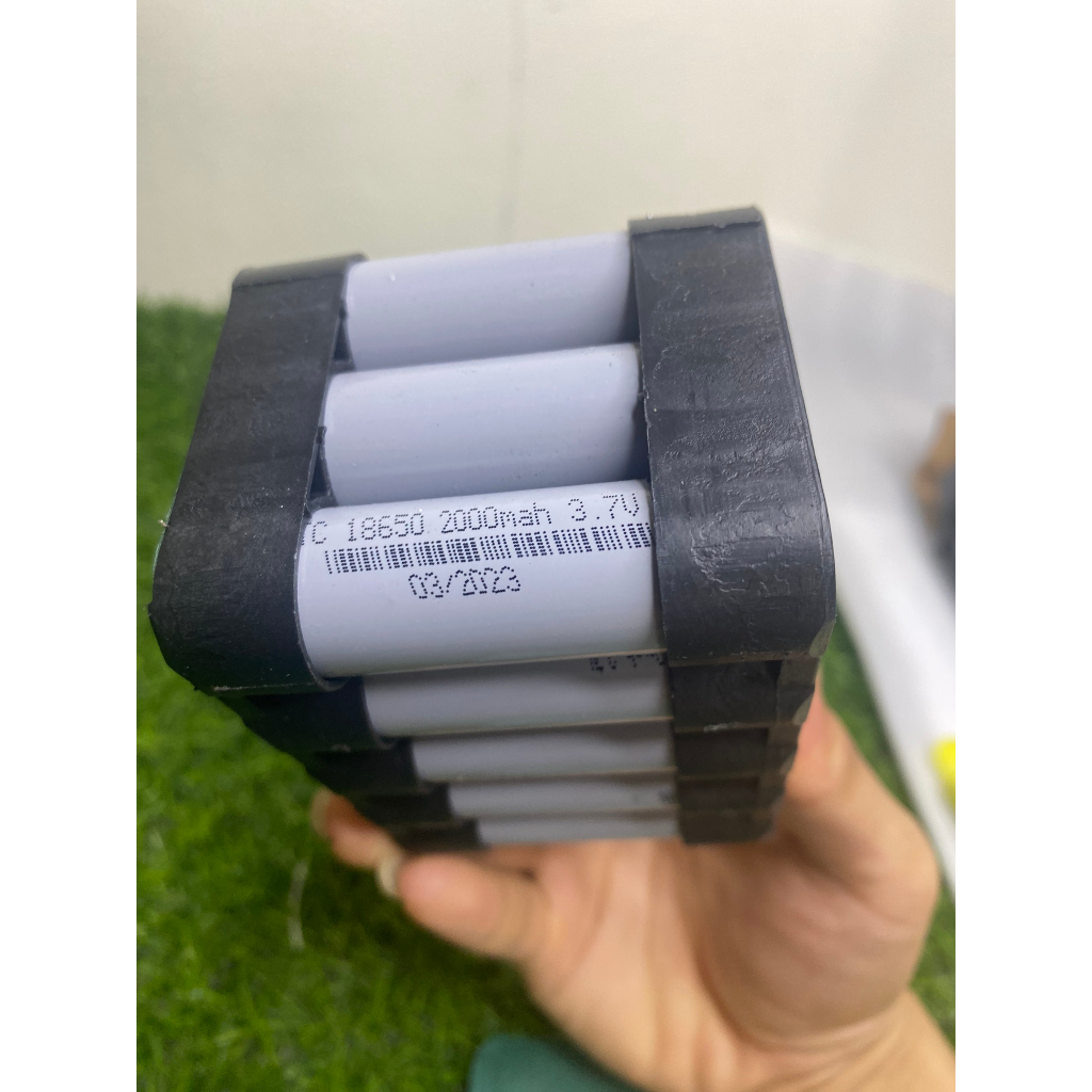 Pin MAKITA 15 Cell  xám có đèn báo pin Bảo Hành 6 Tháng