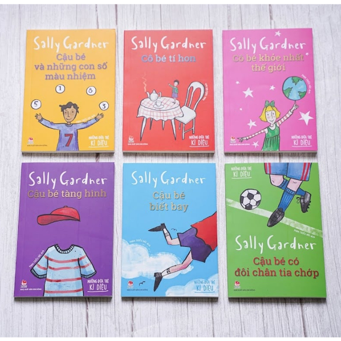 Truyện tranh - Những đứa trẻ kỳ diệu - tác giả Sally Gardner (lẻ cuốn)