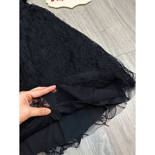 đầm cúp xoè hoa lưới