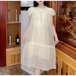 Đầm bầu voan trắng dự tiệc siêu xinh