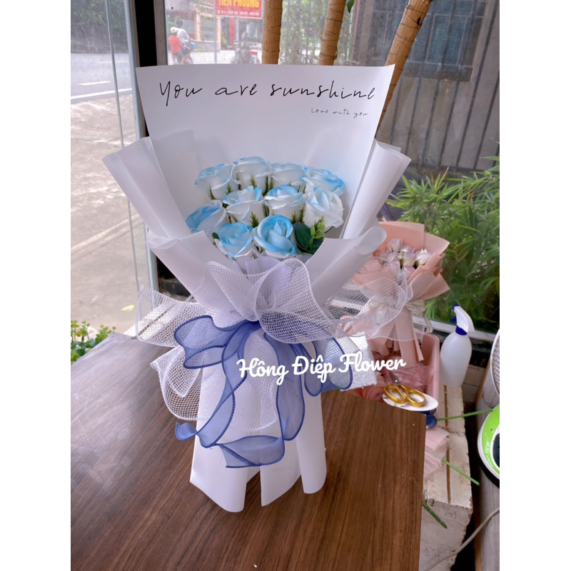 Bó hoa sáp 10 bông loang