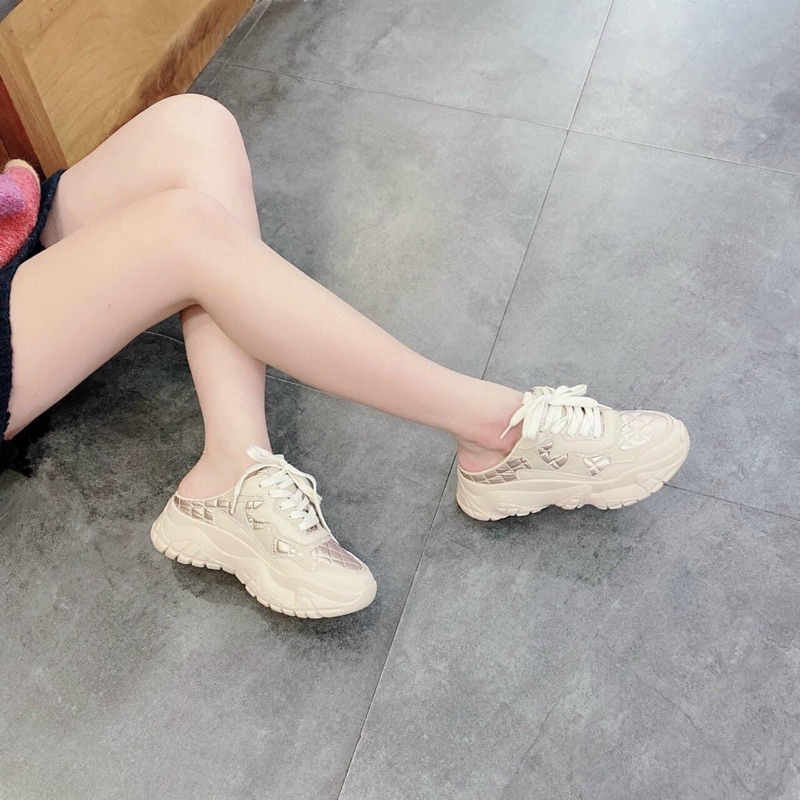 Sục thể thao độn đế trần trám