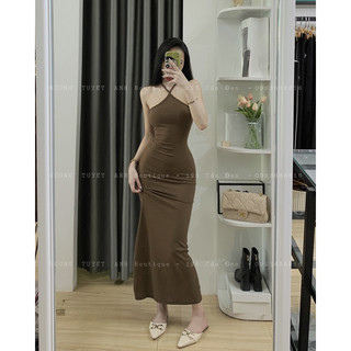 Đầm body cổ yếm dáng dài