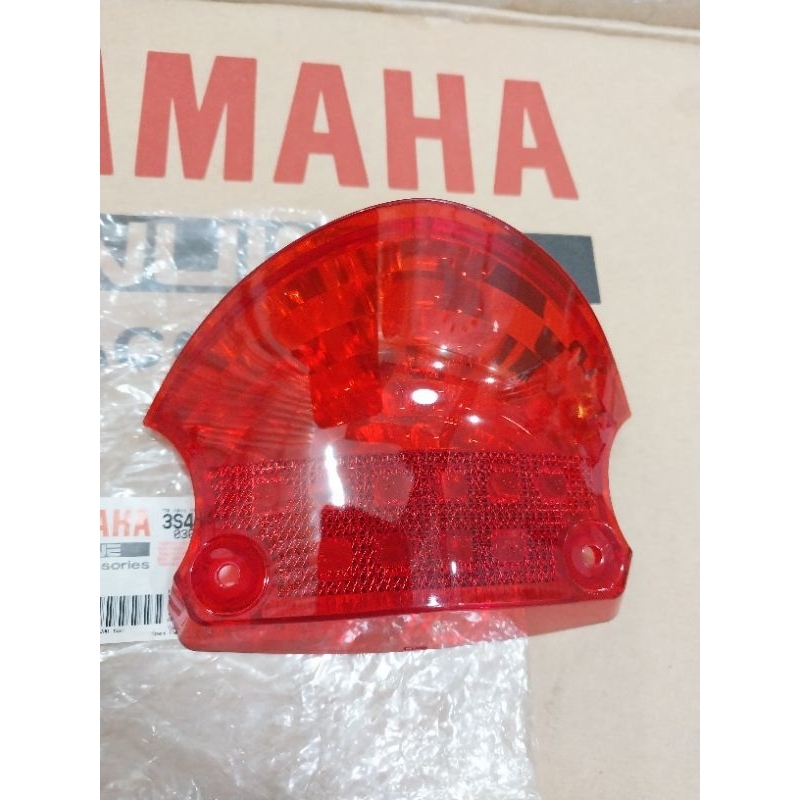 chụp đỏ đèn hậu Sirius số tiến loại 5 lá bố không FI KHÁCH HÀNG XEM THẬT KỸ SP TRƯỚC KHI CHỌN.