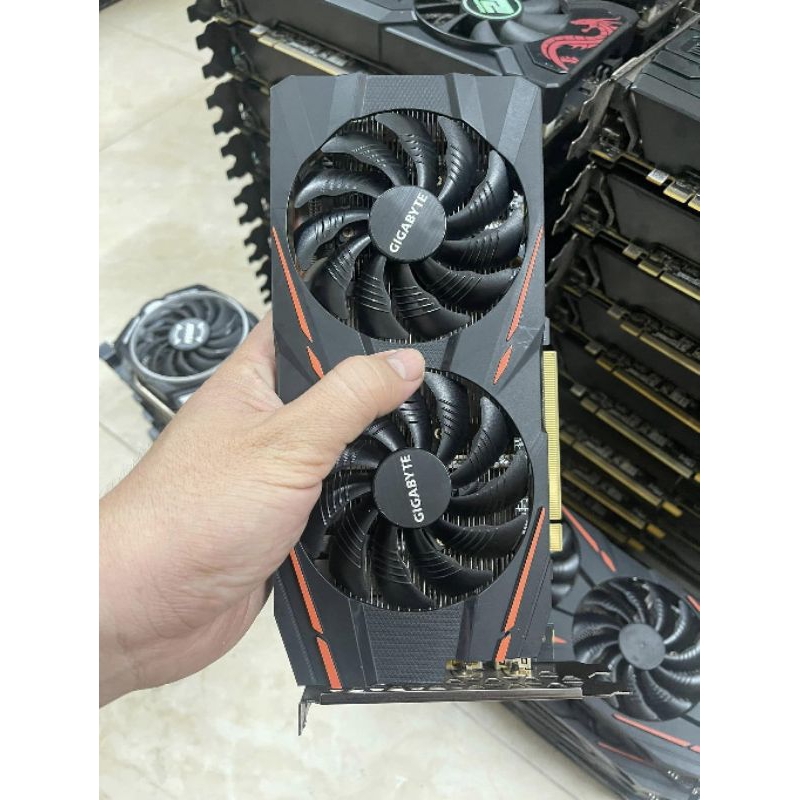 Card Màn Hình AMD Radeon RX 580 8G. Giá Tốt-Chất Lượng Cho Người Dùng.