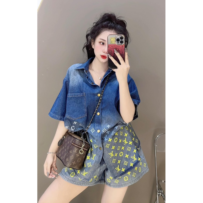 Set Bộ Sơ Mi Jeans Loang Pha Hoạ Tiết Chữ L V Mix Quần Sooc