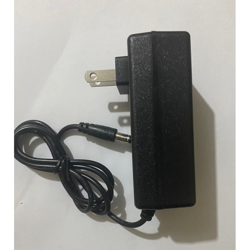 Sạc pin sắt 2s sạc 7.3v 2A tự ngắt khi đầy có đèn báo dùng cho pin sắt LiFePo4 32650