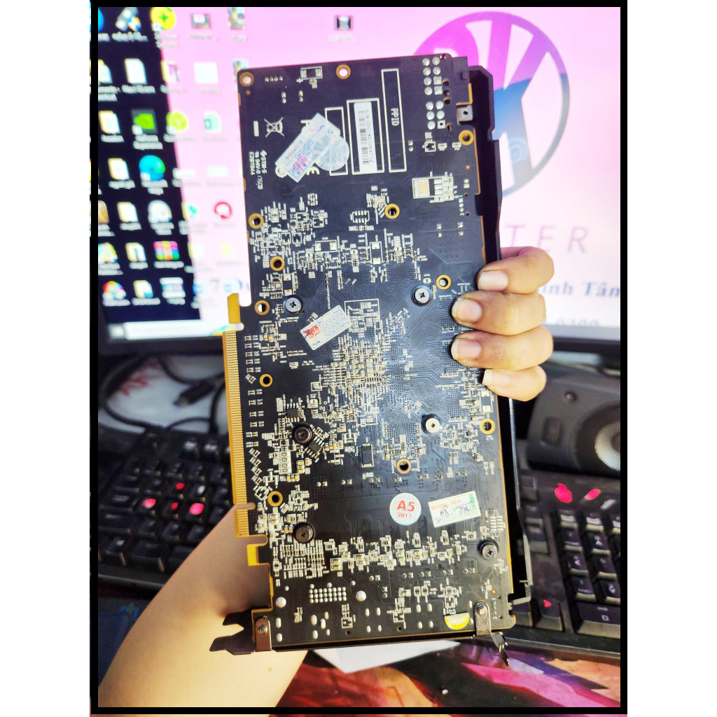 Card màn hình Powercolor RX570 8G 1DVI kèm dây chuyển DVI to HDMI