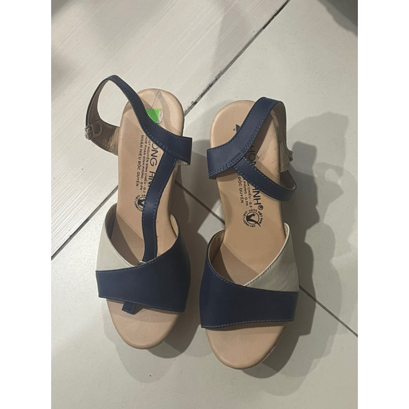 Giày cao gót thanh lý