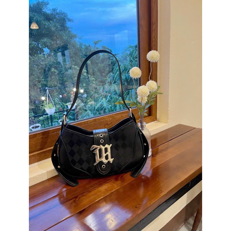Túi đeo chéo nữ đi chơi cute giá rẻ phong cách hàn quốc DOLA 176