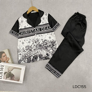 Bộ pijama lụa xước áo cộc tay quần dài, lụa xước ánh kim loại 1 mềm mịn đẹp, thiết kế có size, quần có túi, không nhăn