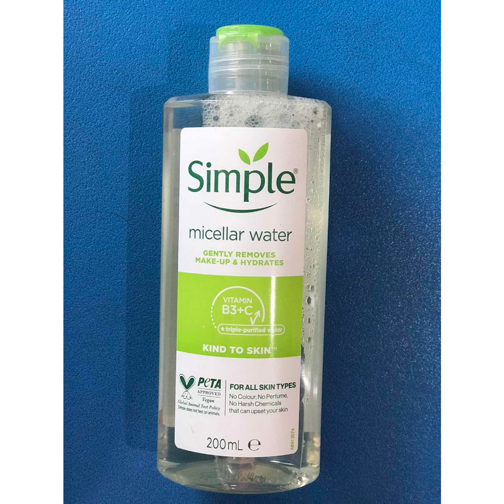 Nước Tẩy Trang Simple Làm Sạch Trang Điểm Vượt Trội 200ml Kind To Skin Micellar Cleansing Water