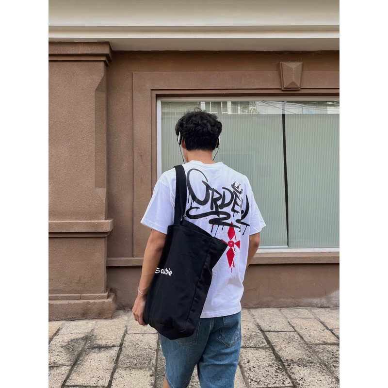 Áo thun nam nữ Ordeal.Studio | Graffiti Love Tee