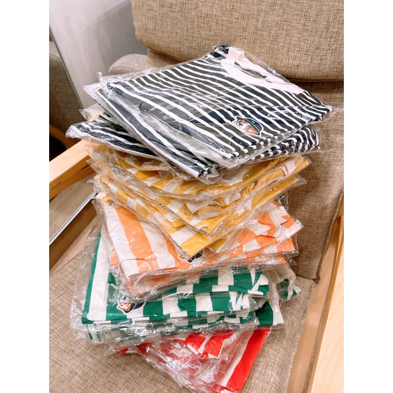 Áo thun kẻ xuất Hàn