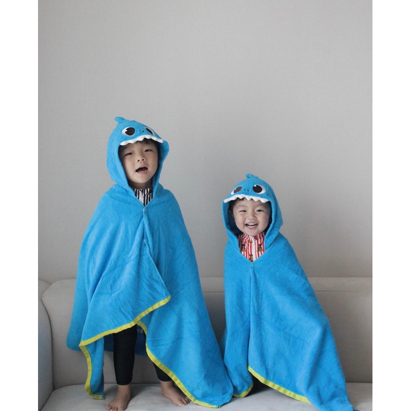 Khăn choàng , khăn tắm cho bé hình BabyShark Pinkfong Hàn Quốc