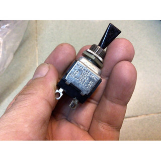 công tắc gạt Mỹ 10A-250v