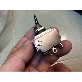 Công tắc gạt mỹ 10a-250v