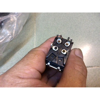 công tắc gạt Mỹ 10A-250v