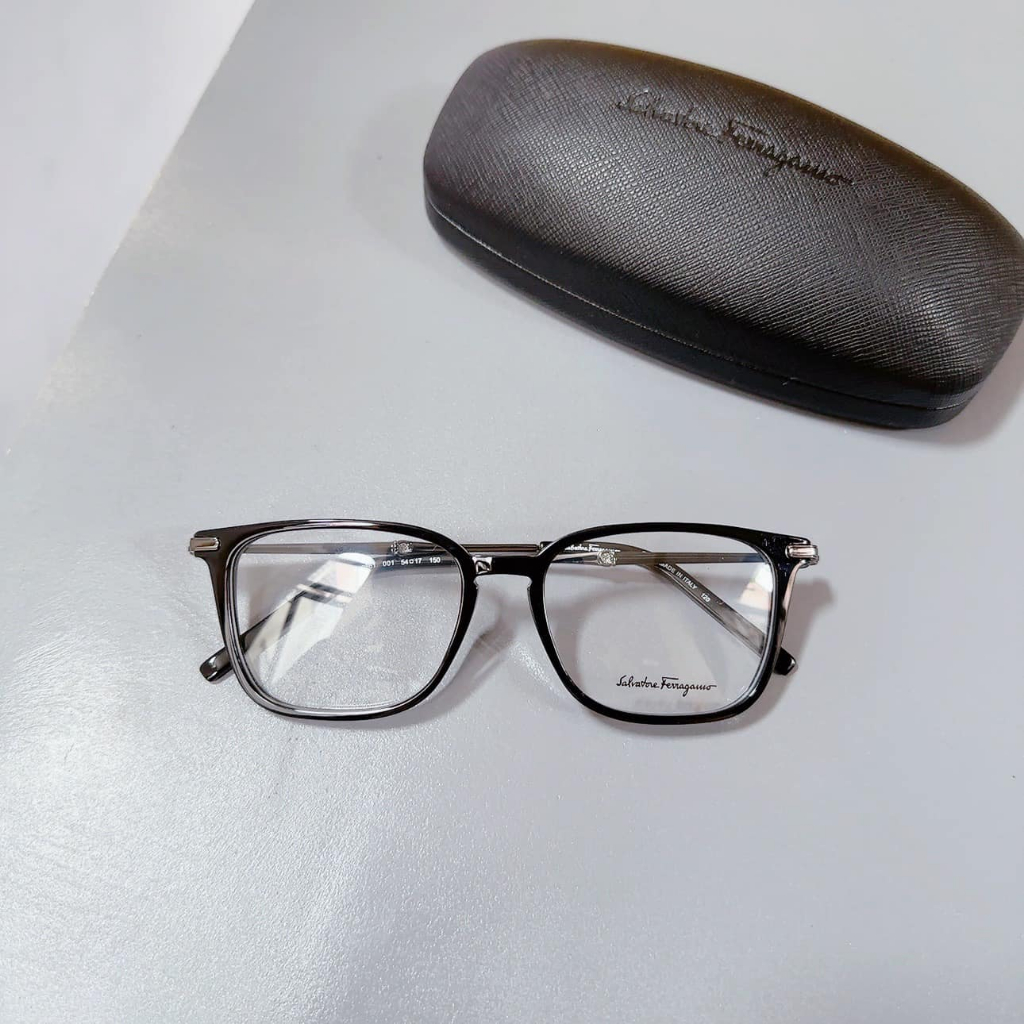 Gọng Cận Salvatore Ferragamo Tortoise SF2861 (001) Black Gọng Kính SF viền đen (51-17-150)