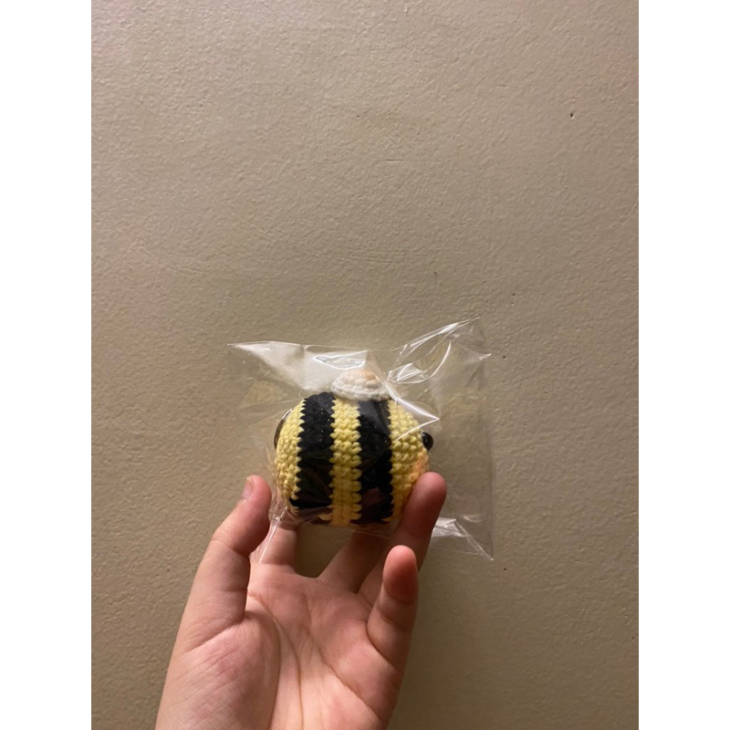 Móc Khoá Hình Con Ong CuTe Bằng Len
