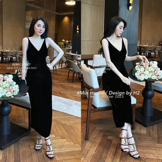 Đầm body hai dây nhung rúm eo Datasco