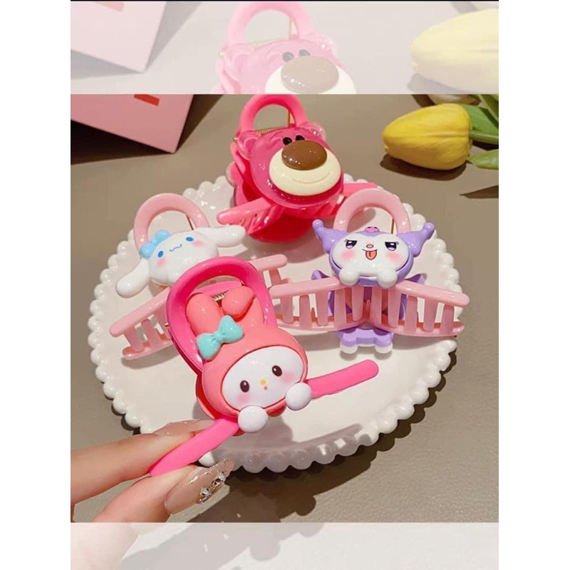 Set 4 kẹp càng cua cho bé hình gấu dâu cute