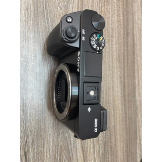 vỏ máy ảnh sony a6000