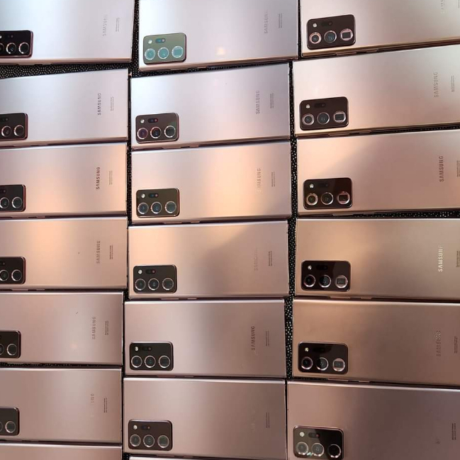 Điện thoại Samsung Note 20 Ultra bản 2 Sim chip Snapdragon 865+ chiến game ngon