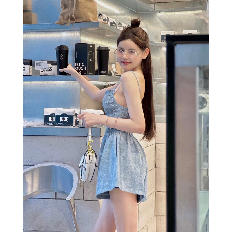 Jumpsuit bò loang 2 dây chun người co giãn ống quần ngắn rộng hot (ảnh thật trải sàn) | BigBuy360 - bigbuy360.vn