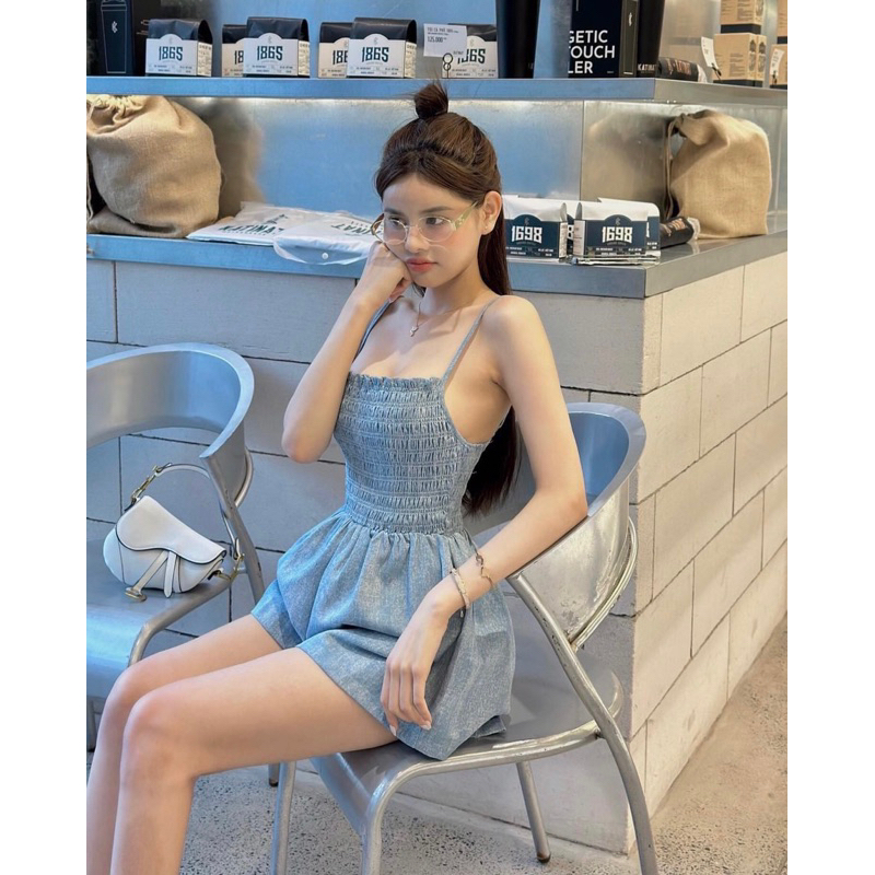 Jumpsuit bò loang 2 dây chun người co giãn ống quần ngắn rộng hot (ảnh thật trải sàn) | BigBuy360 - bigbuy360.vn