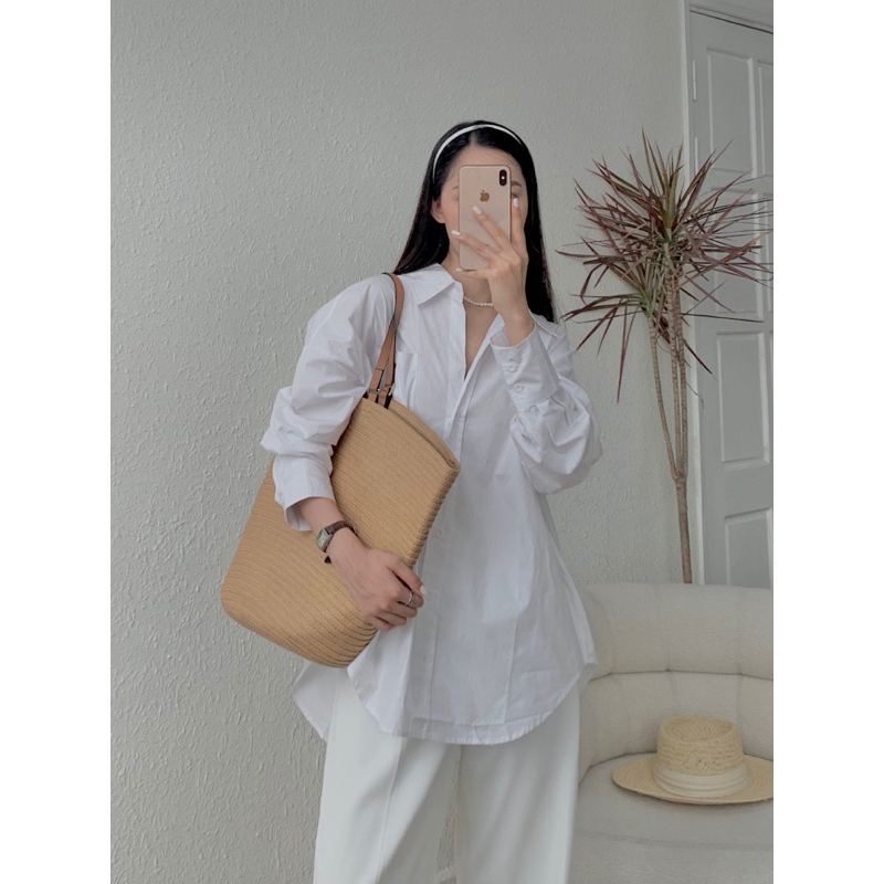 Áo sơ mi xanh pastel