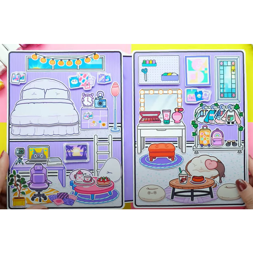 Wednesday búp bê giấy  Beak Street Building In Quiet Book