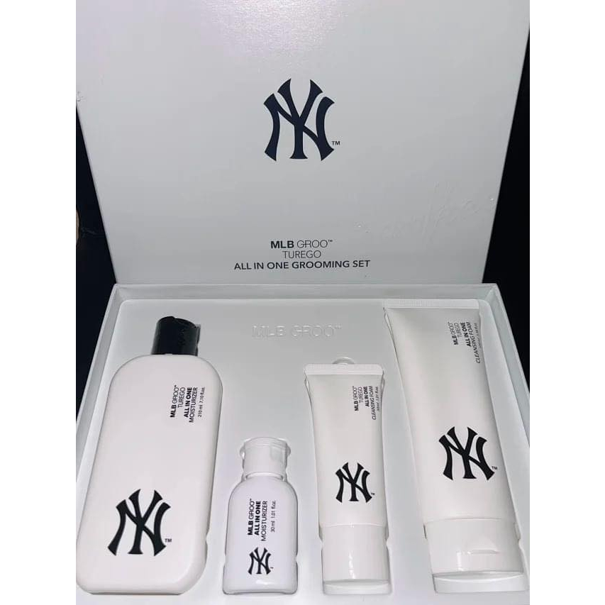 Set Dưỡng Ẩm Sáng Da MLB