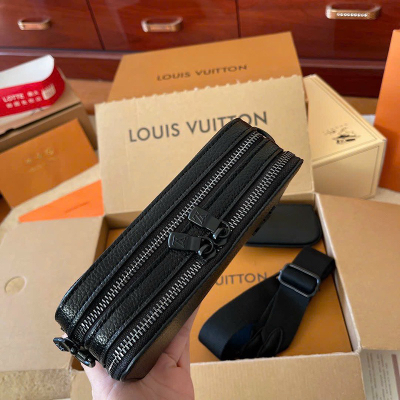 Túi đeo chéo lv alpha mini nam nữ ô đen fullbox xịn sò 17cm nhìu ngăn