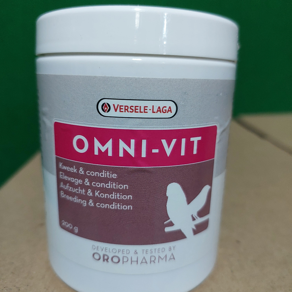 Omnivit là vitamin hỗ trợ dinh dưỡng cho chim cảnh. Sản xuất tại Bỉ. Hũ 10gr: 75k