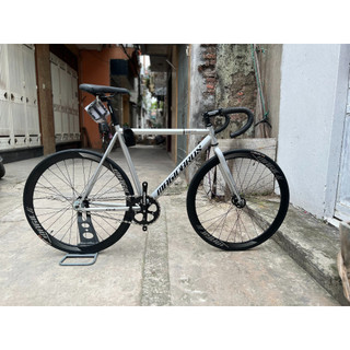 Xe Fixed Gear Magicbros CX-5 màu bạc khung thép siêu bền đẹp