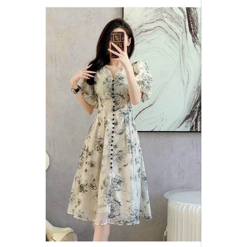 ĐẦM XOÈ HOA ĐEN TRẮNG