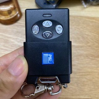 Điều khiển cửa cuốn Austdoor hàng chính hãng