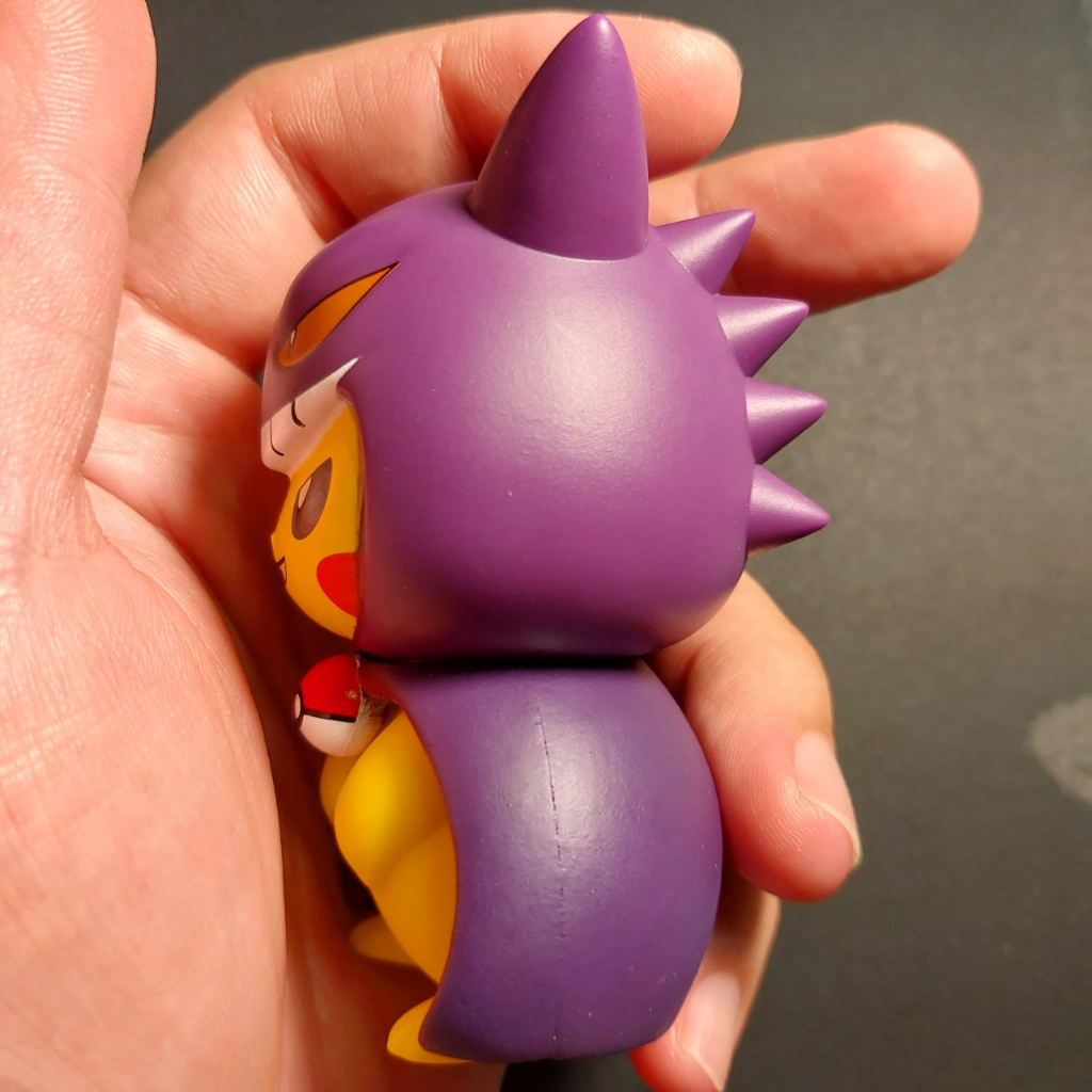 Mô hình Pokemon gapcha Pikachu khoát áo Gengar siêu bóng ma 2059 8-1