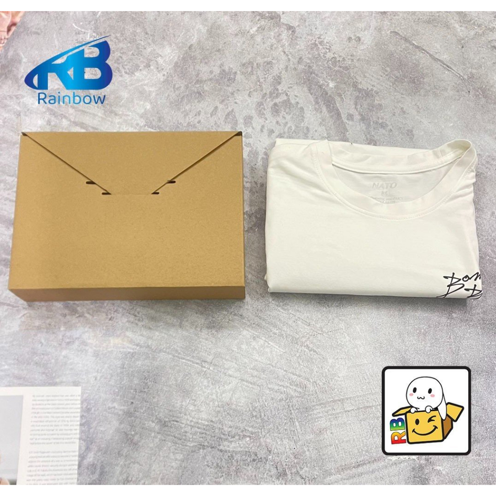 Hộp carton đựng quần áo size 25.5x18.5x5cm.