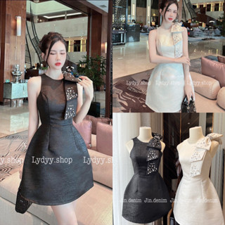 Váy đầm tafta dự tiêc, váy cổ yếm nổ cổ, yếm tafta cúp ngực, 2 dây sang chảnh dự tiệc, dự sự kiện đám cưới cao cấp