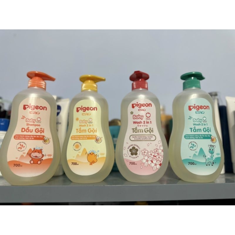 Tắm gội 2in1 baby wash chiết xuất Sakura 700ml.