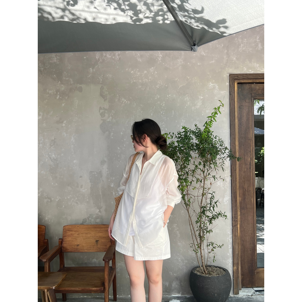 PAPER PLEATED SHIRT IN WHITE/IVORY