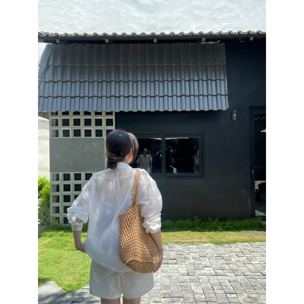 PAPER PLEATED SHIRT IN WHITE/IVORY