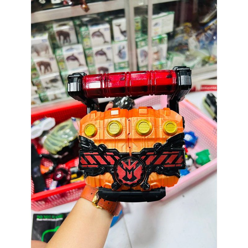 Đồ chơi siêu nhân Kamen Rider BUILD DX CROSS Z MAGMA KNUCKLE