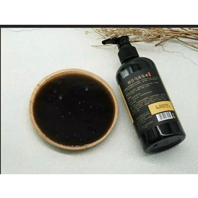 Dầu gội hà thủ ô -linh chi