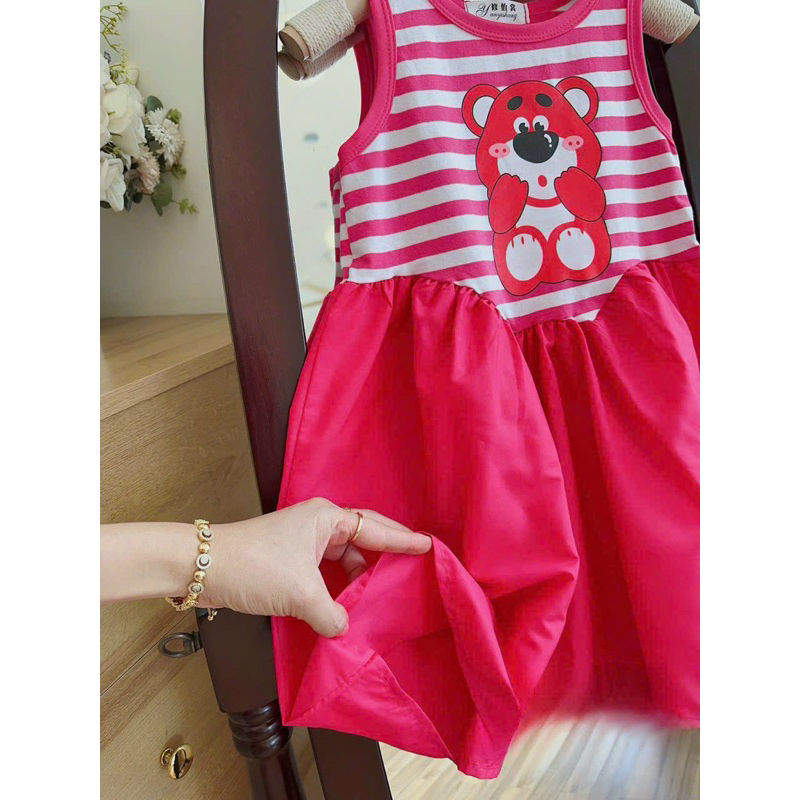 Váy kẻ dâu in hình gấu siêu hótt 10-30kg