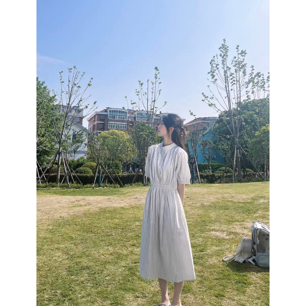Váy sơ mi kẻ, cổ tàu, tay bồng, dáng dài phong cách Hàn Quốc