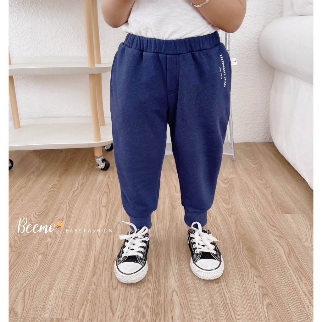 Quần dài Beemo cho bé trai, kiểu dáng jogger in chữ bên hông, vải cotton da cá mềm mại mặc thu đông 23300Q
